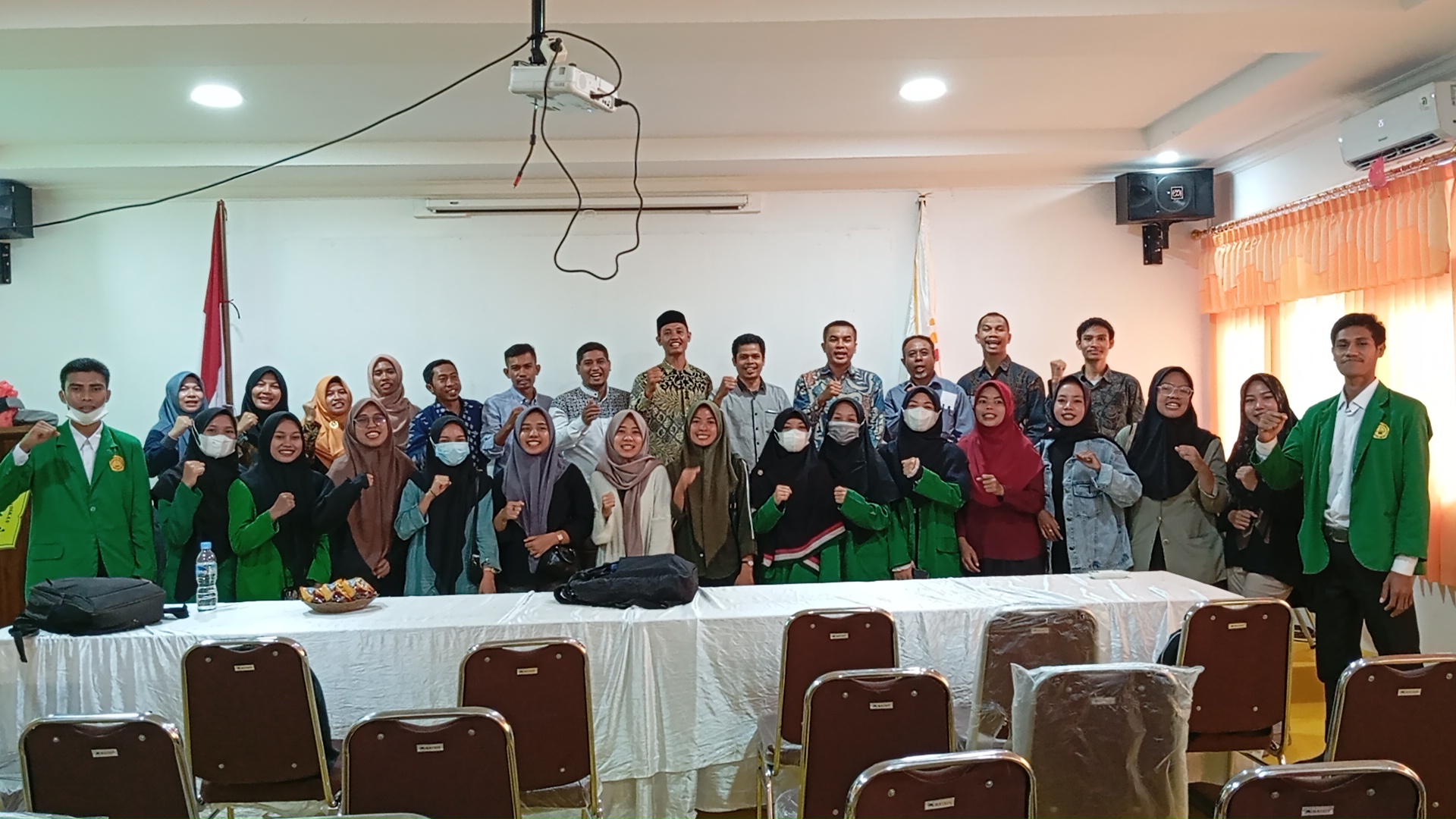 KKN KOLABORATIF STIT-UNSWA: “Maju Bersama Membangun Desa”