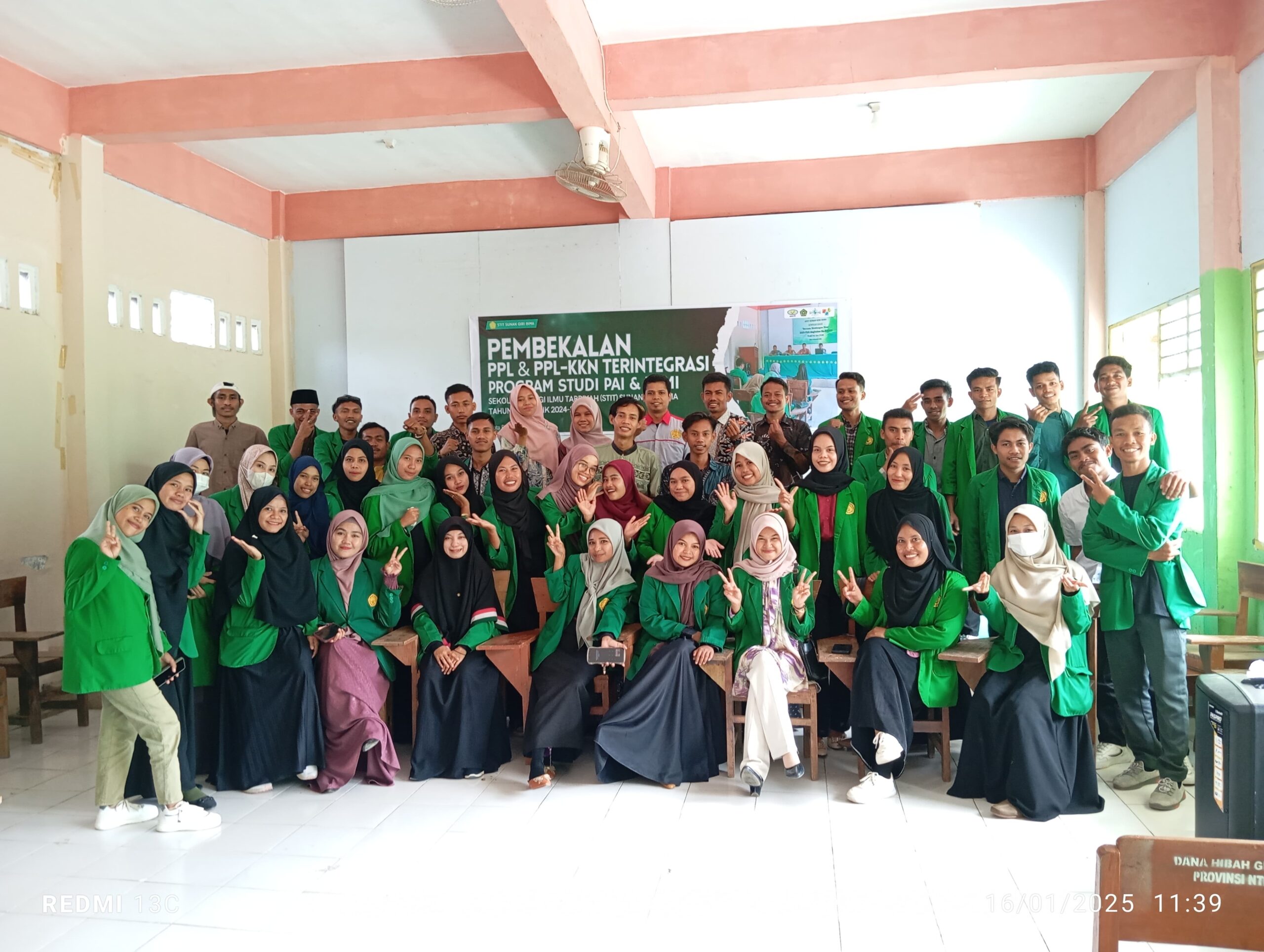Mempersiapkan Mahasiswa Menjadi Pendidik dan Pengabdi: Pembekalan PPL dan PPL-KKN Terintegrasi STIT Sunan Giri Bima Tahun 2025