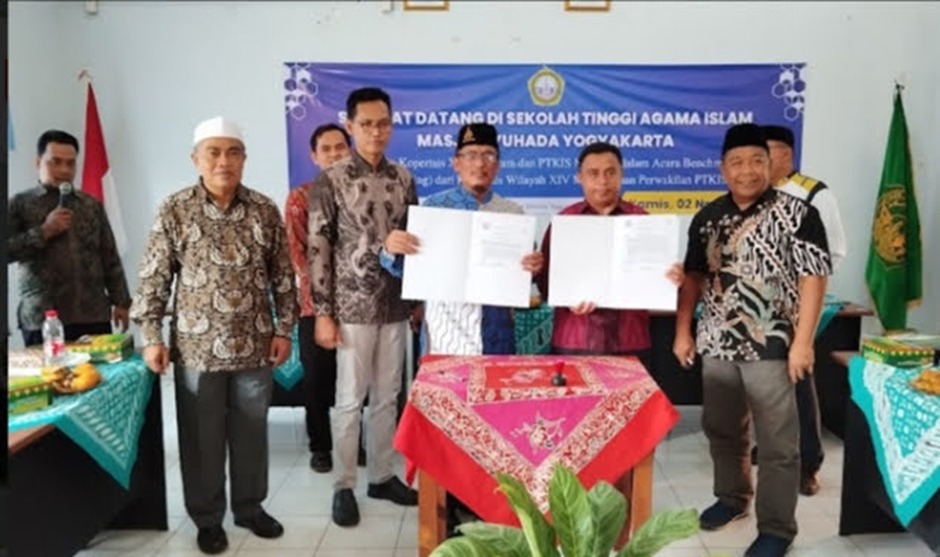 STIT SUNAN GIRI BIMA MENGIKUTI BACHMARKING DI YOGYAKARTA TAHUN 2023